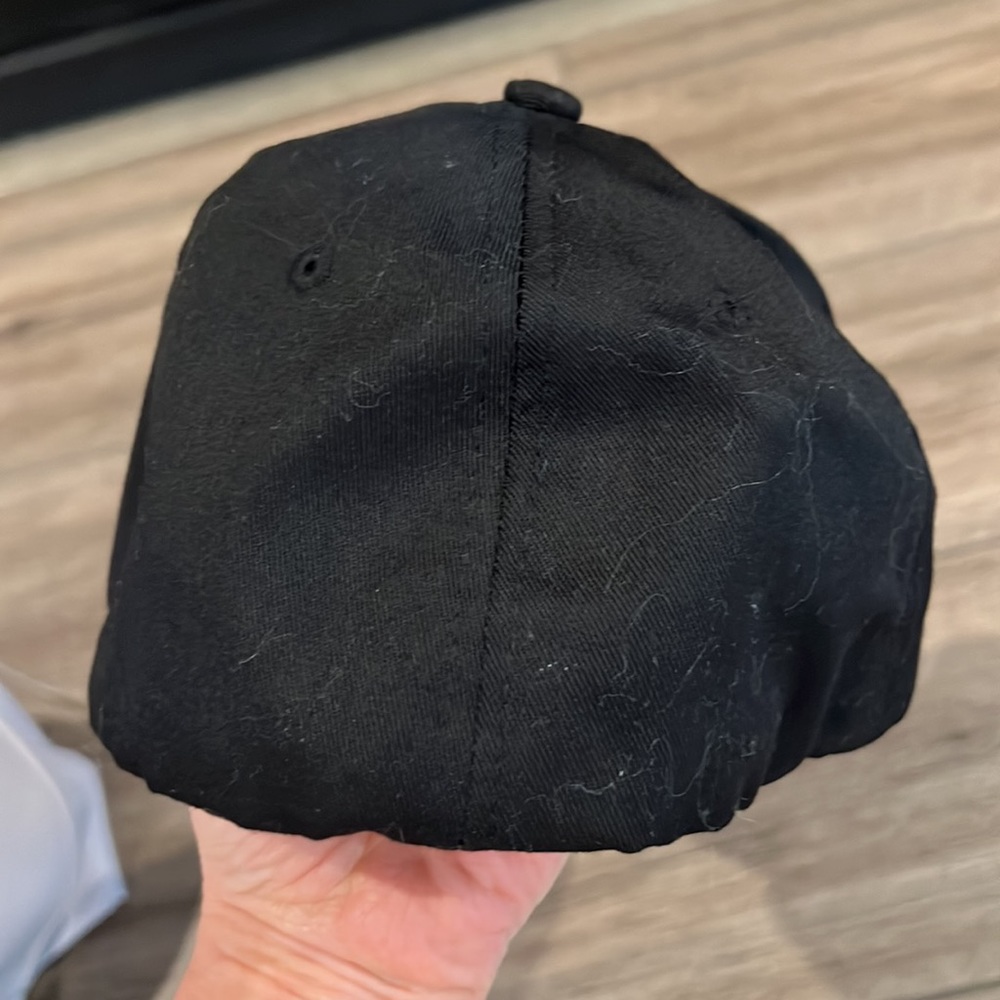 Cap - Picture 2 of 5